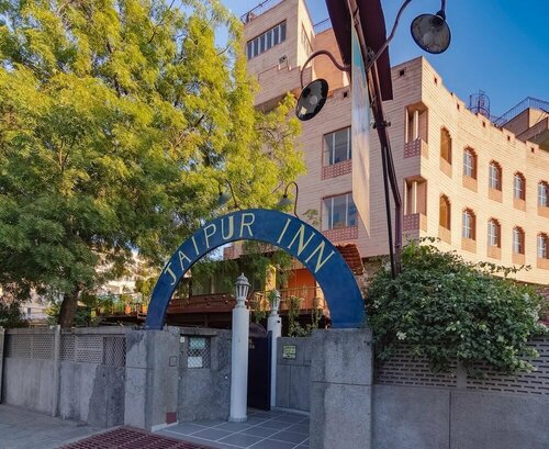 Внешний вид отеля Jaipur Inn в Муниципальной корпорации Джайпуре, фото 4