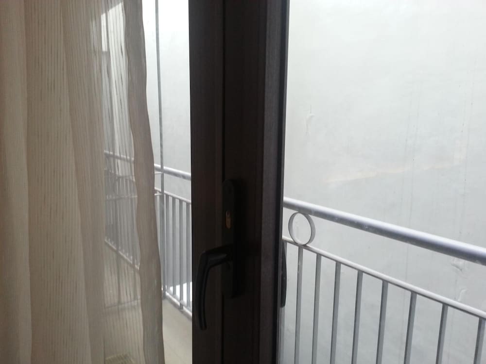 Фото The E-Hotel Makati