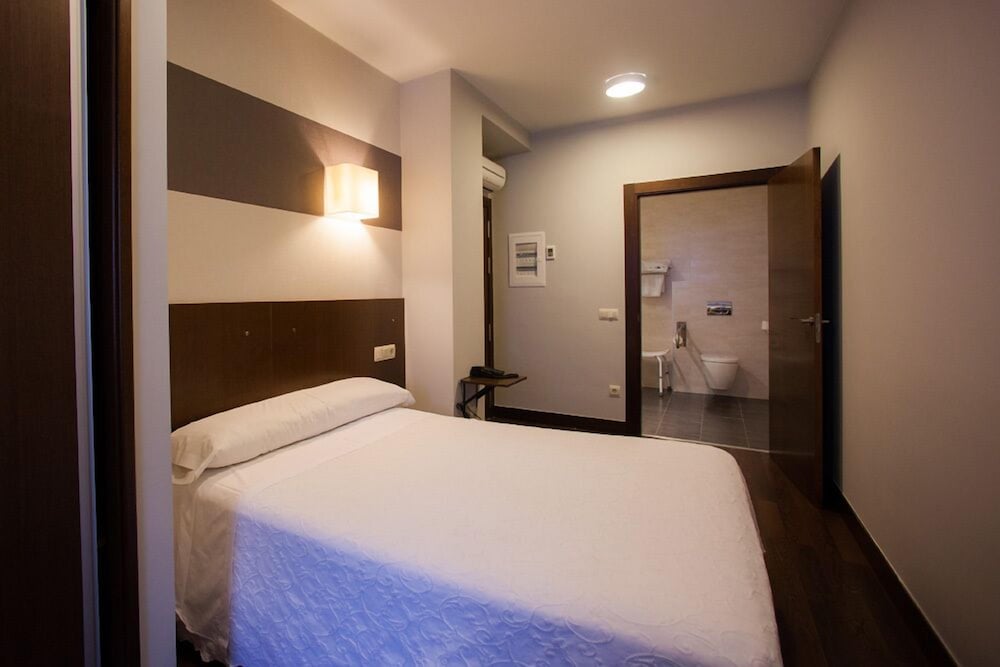 Фото Hotel Sirimiri