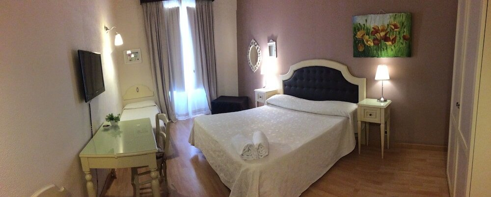 Фото La Collegiata Guest House