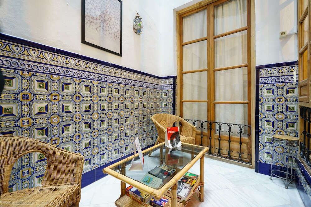 Фото Oyo Hostal Austria