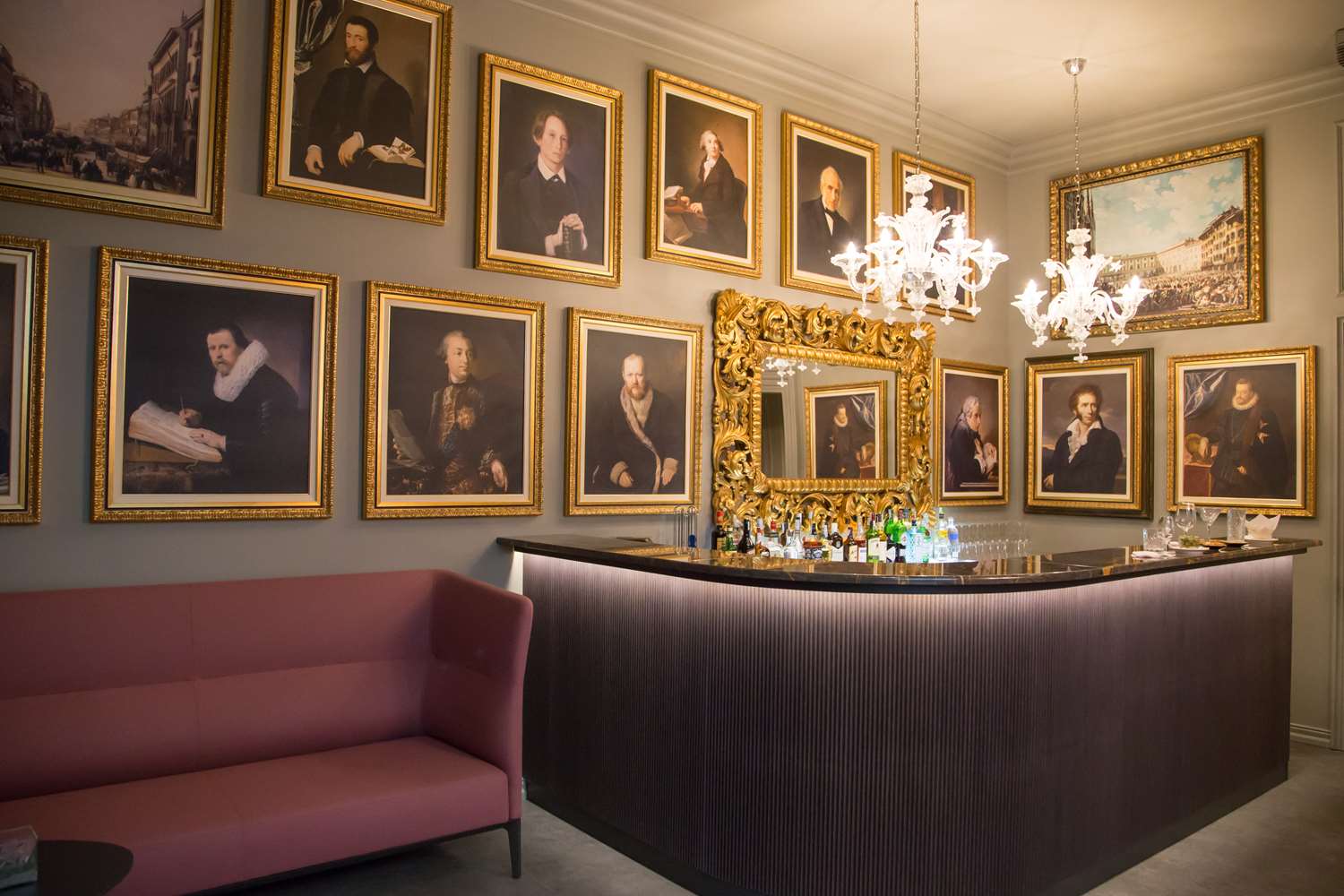 Фото World Hotel Casati 18