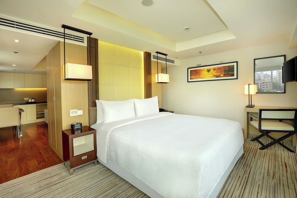 Фото Crowne Plaza Dhaka Gulshan by IHG Hotel