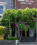 Kuta Airport Insta Hotel