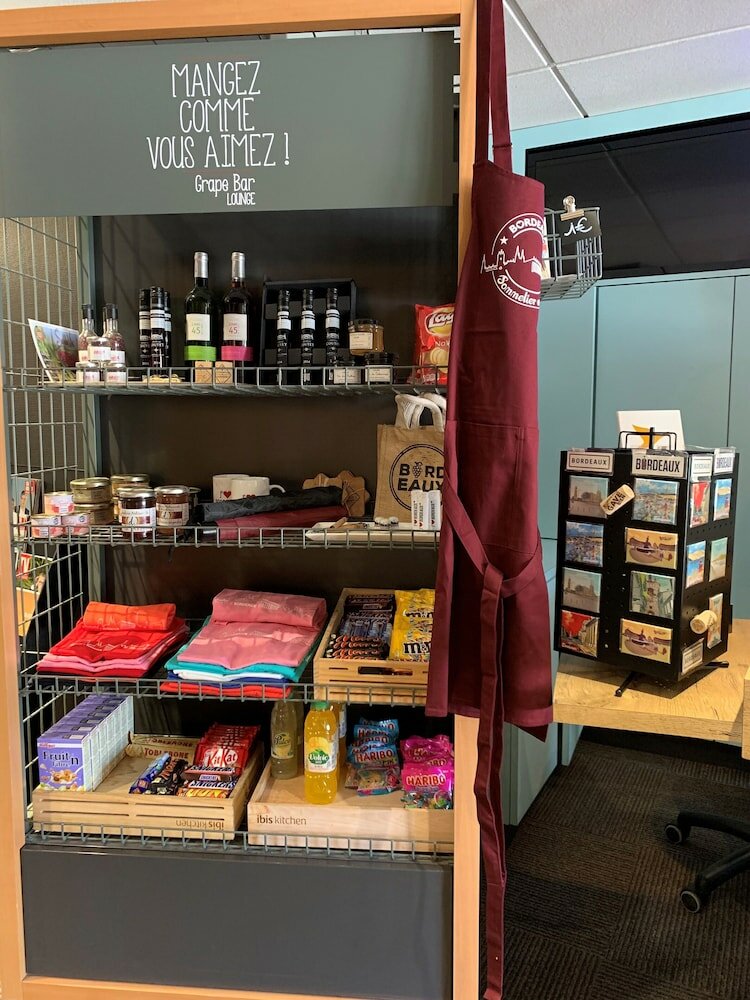 Фото B&b Hotel Bordeaux Mérignac Cadera Aéroport