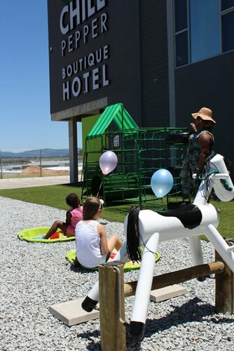 Внешний вид отеля Chill Pepper Boutique Hotel в Мбомбеле, фото 3