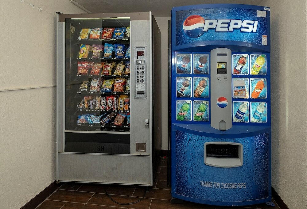 Фото Red Roof Inn Mt Laurel