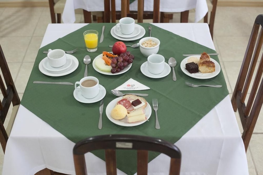 Фото Hotel Itajaí Tur