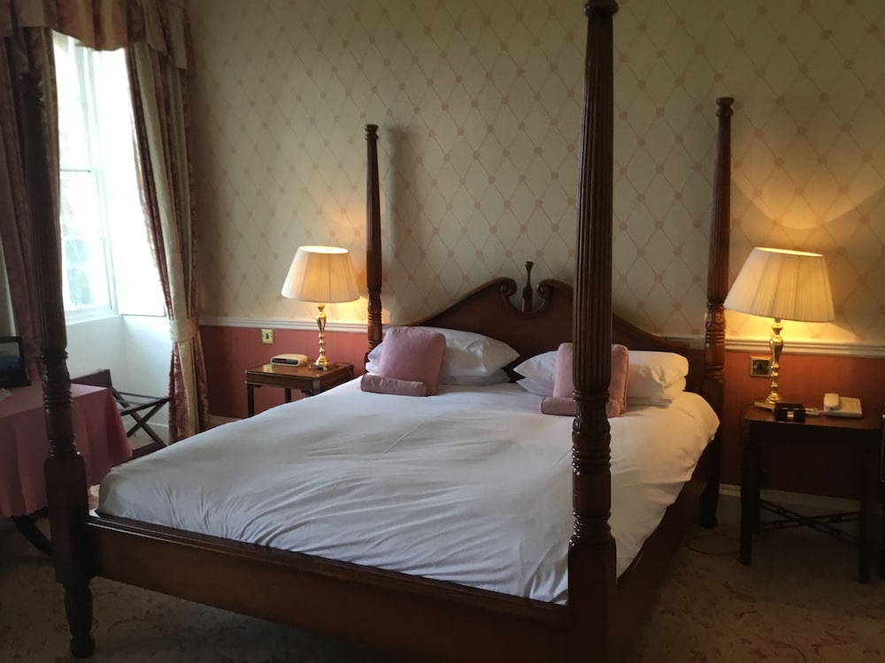 Фото Culloden House Hotel