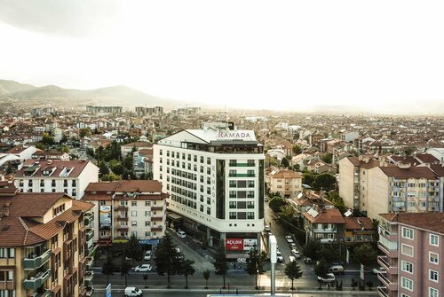 Гостиница Ramada by Wyndham Isparta в Ыспарте