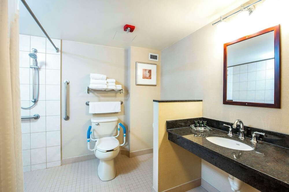 Фото Allure Hotel & Conference Centre, Ascend Hotel Collection