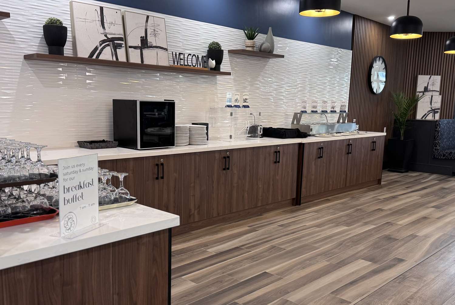 Фото Ramada by Wyndham London