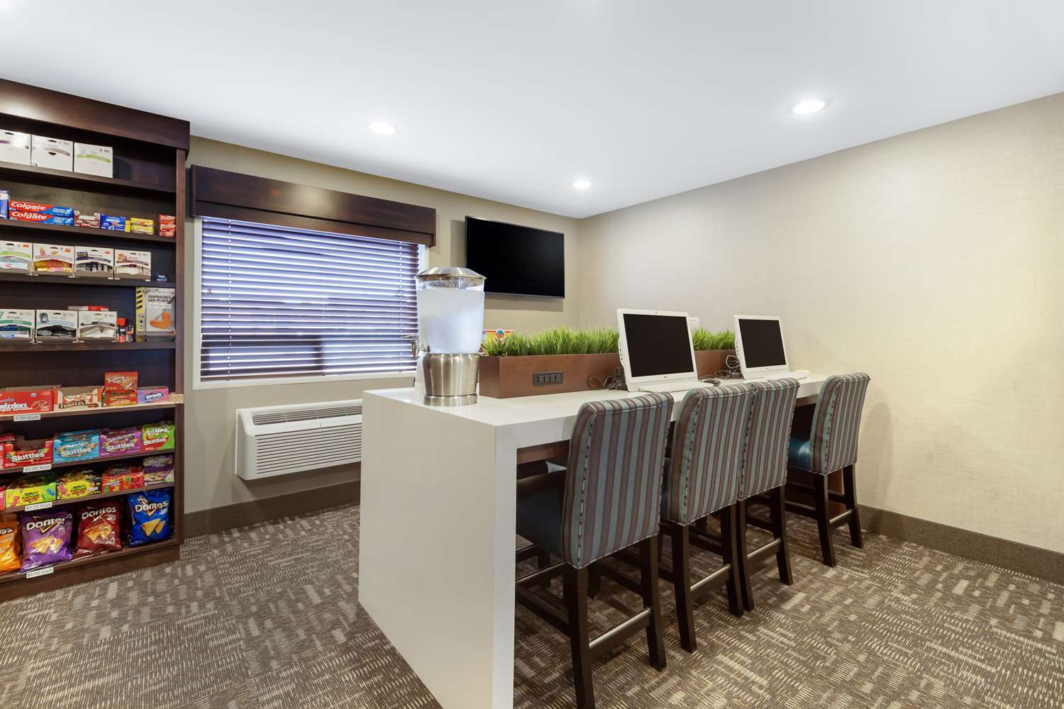 Фото Best Western City Centre Inn