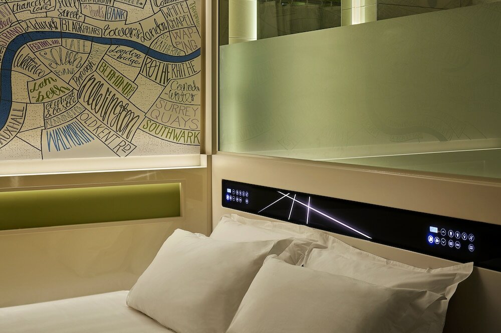 Фото Hub by Premier Inn London Covent Garden