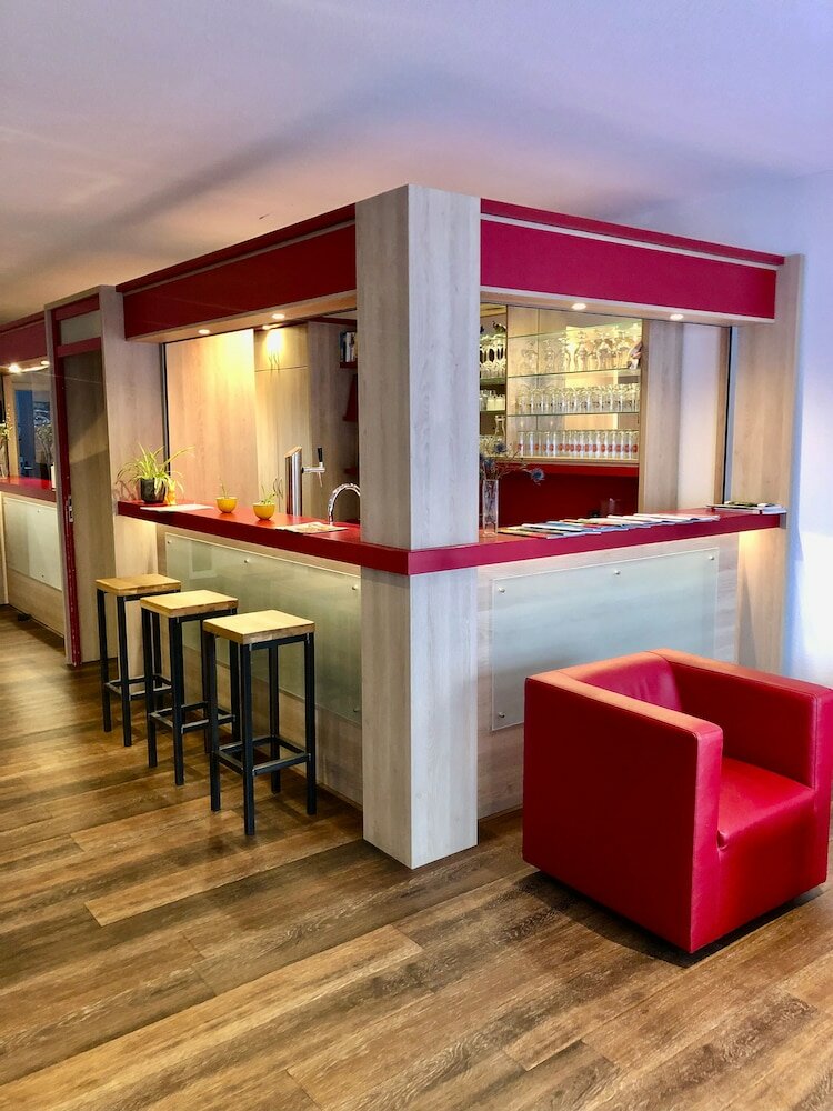 Фото Montana Hotel Köln-Bonn Airport