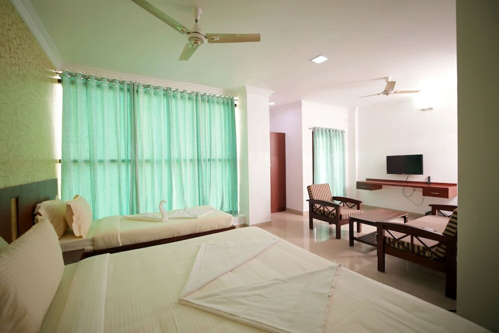 Фото Отель Lee Crysstal