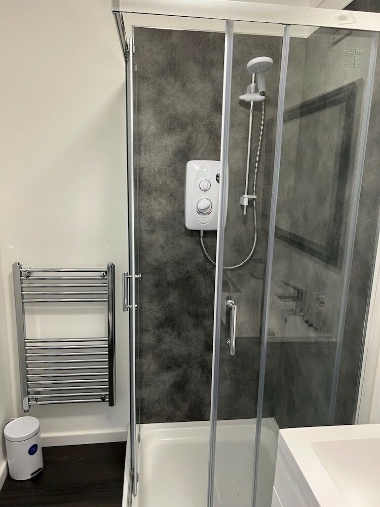 Фото Harmondsworth Hall Guest House Heathrow