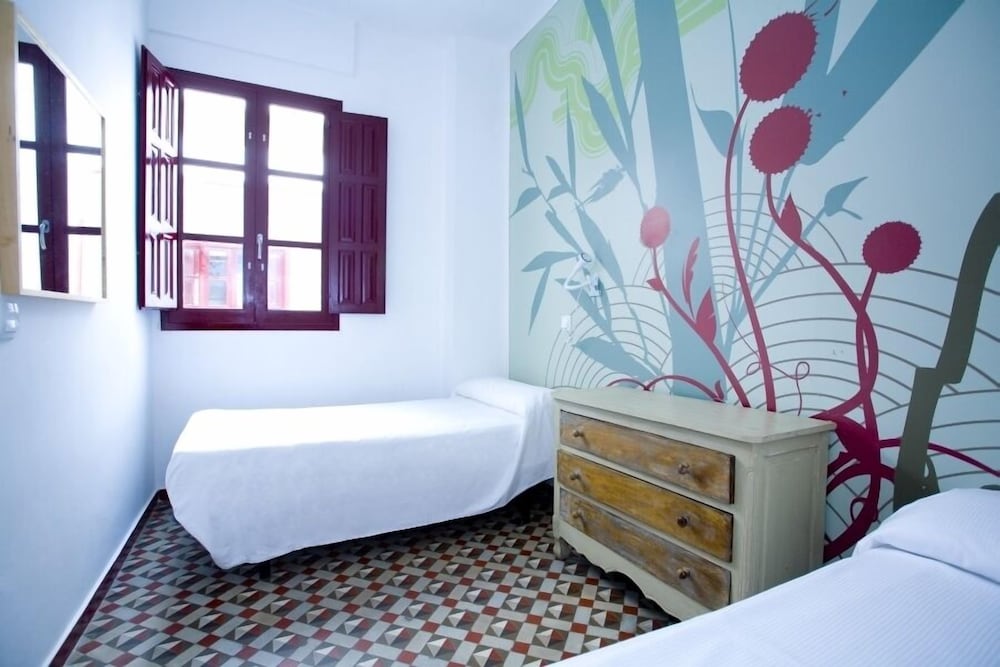 Фото Hôme Youth Hostel Valencia