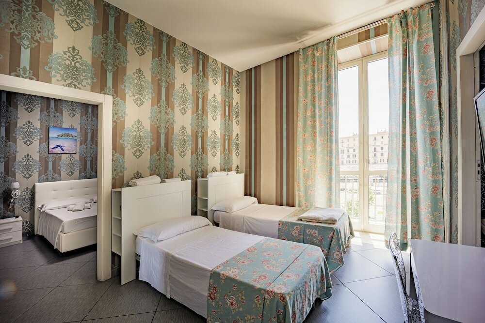 Фото Hotel New Sayonara