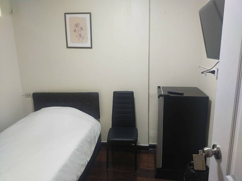 Фото Orchid House