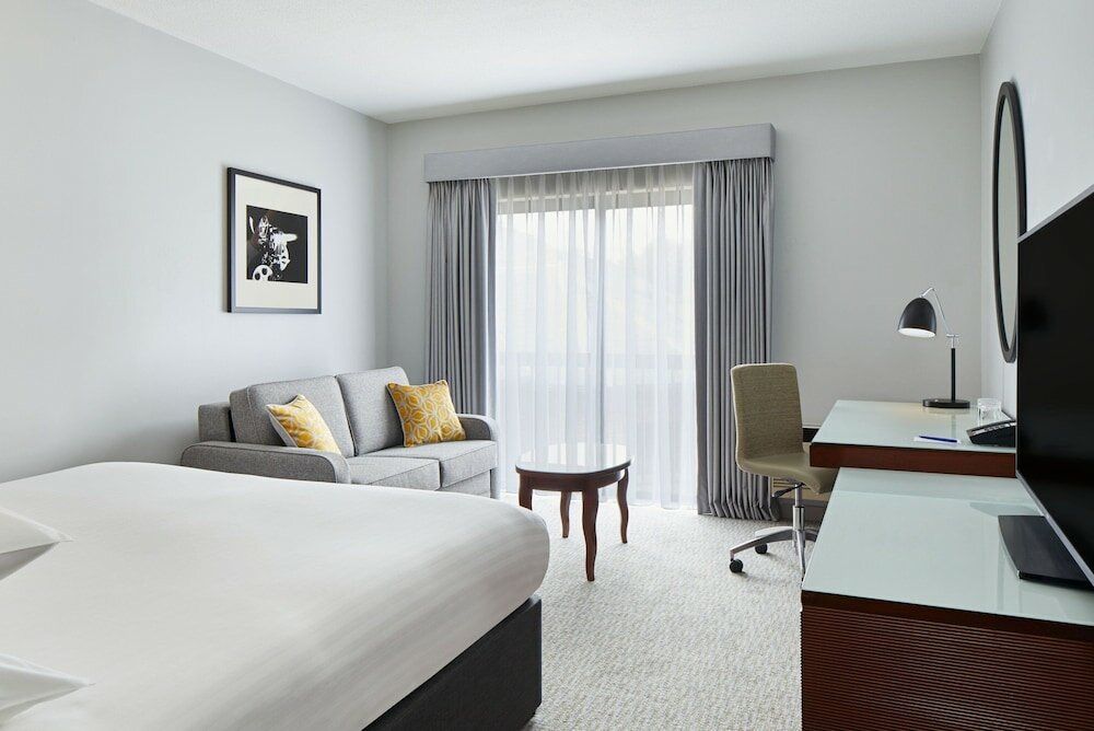 Фото Delta Hotels Cheshunt