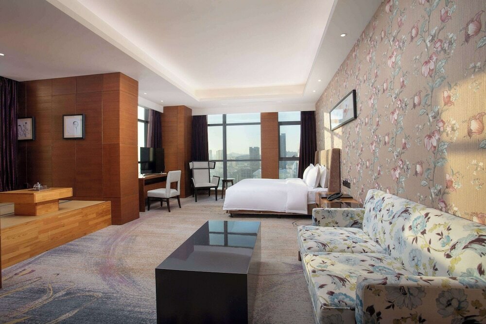 Фото Days Hotel by Wyndham Jilin Railway Station