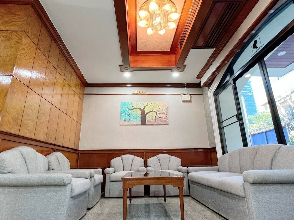 Фото The Promenade Hotel