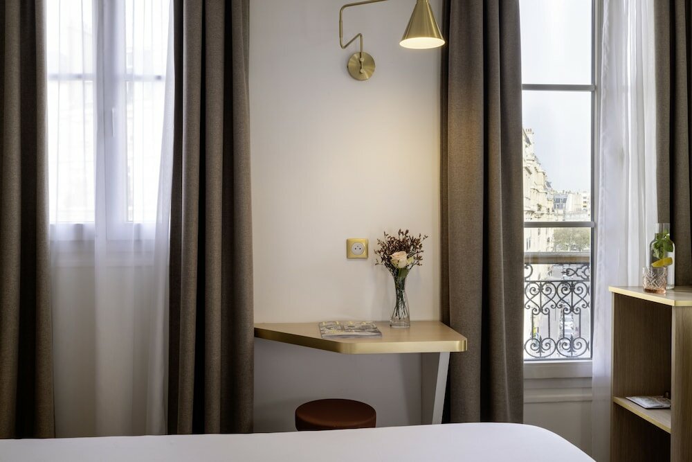 Фото Hotel Bailli de Suffren - Tour Eiffel