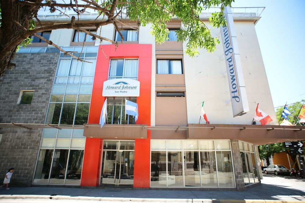 Фото Howard Johnson by Wyndham San Pedro