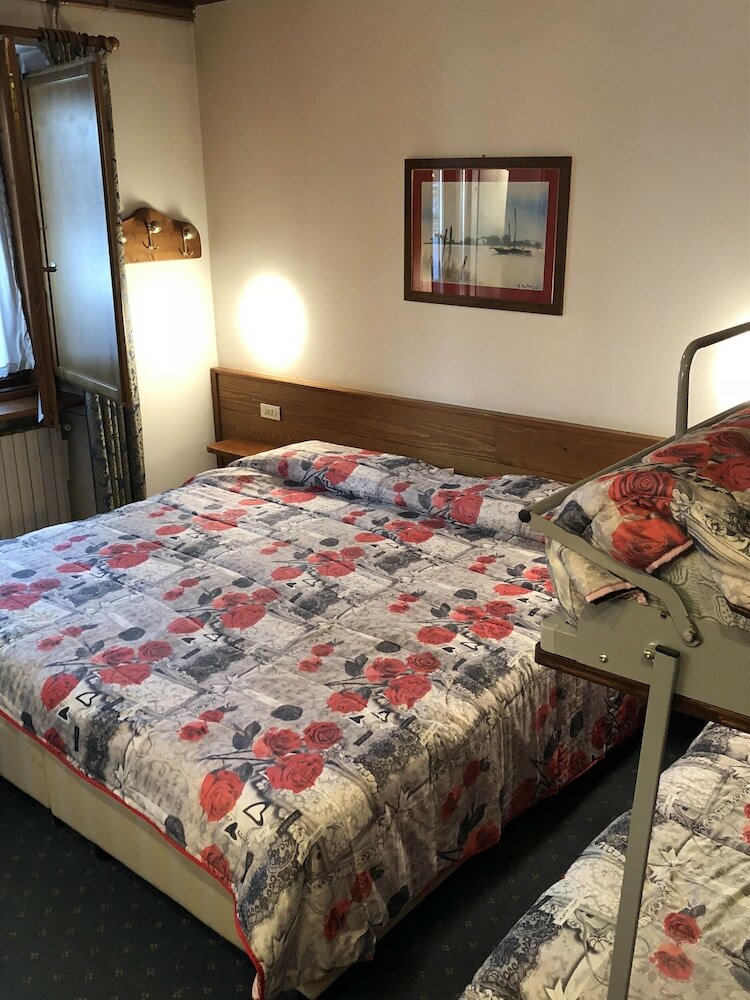 Фото Hotel Majoni