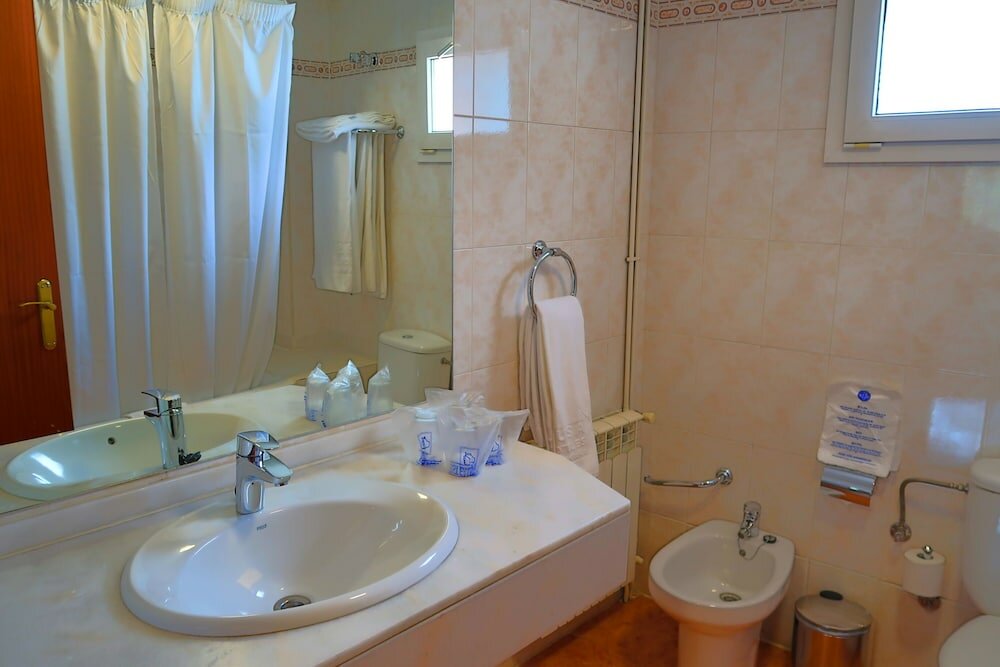 Фото Hotel Urogallo