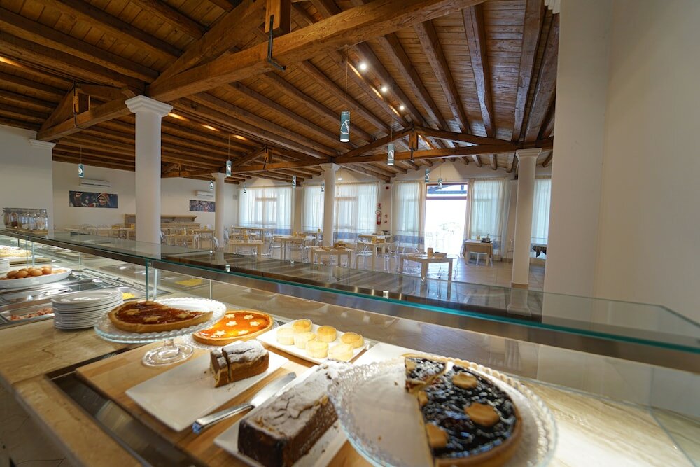 Фото Gh Santina Resort