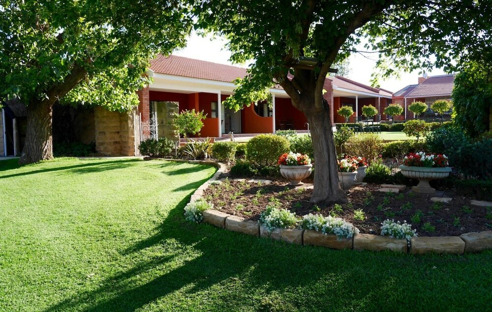 Фото Botleng Guest House