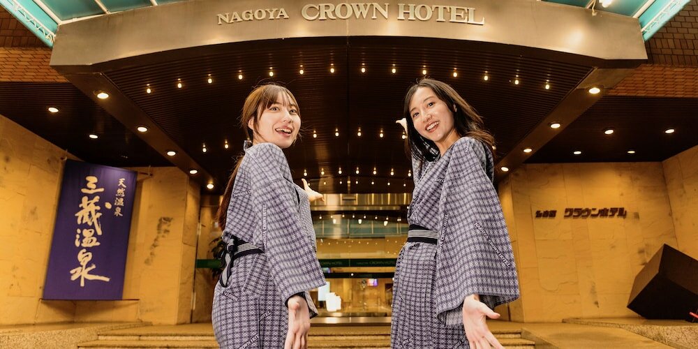 Фото Nagoya Crown Hotel
