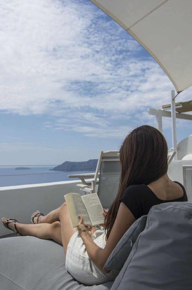 Фото Ambition Suites