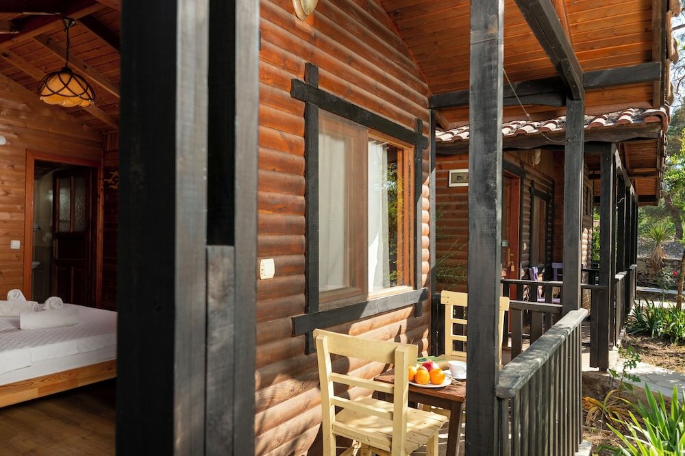 Фото Koala Bungalows