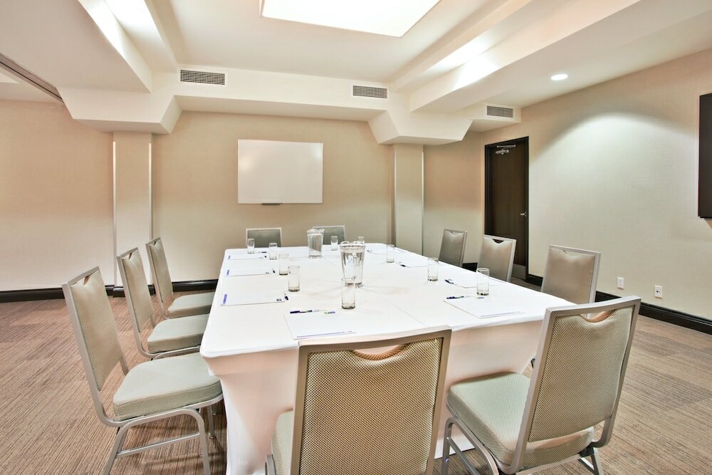 Фото Holiday Inn Express Sault Ste Marie