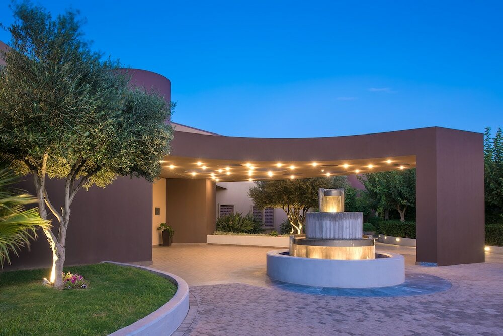 Фото Blue Bay Resort Hotel