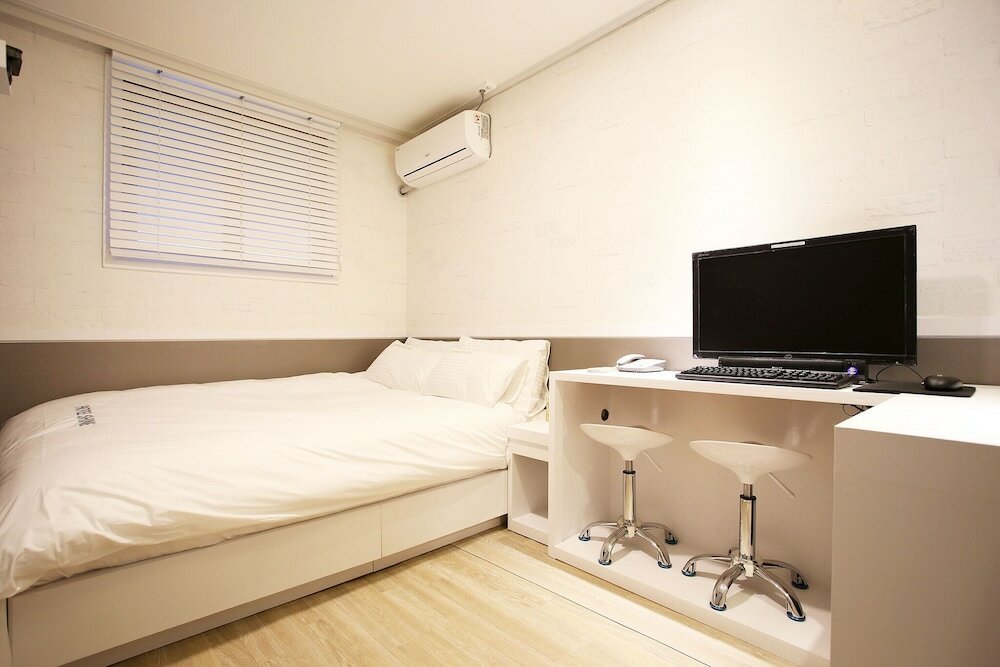 Фото Shine Hotel