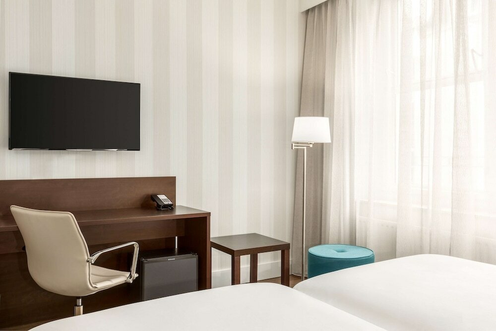 Фото Nh City Centre Amsterdam