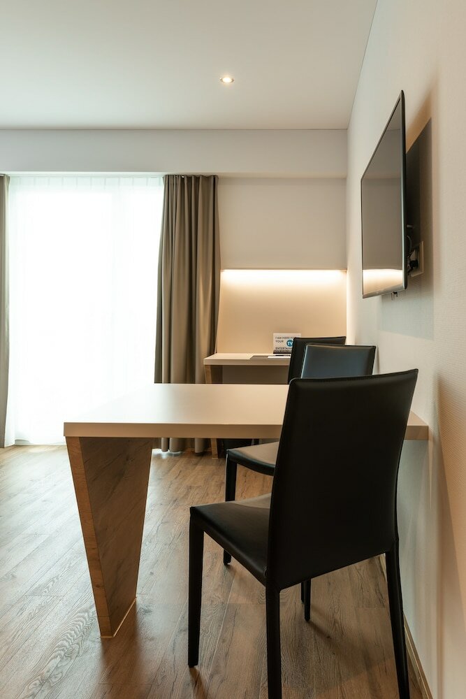 Фото Jet Hotel Zurich Airport