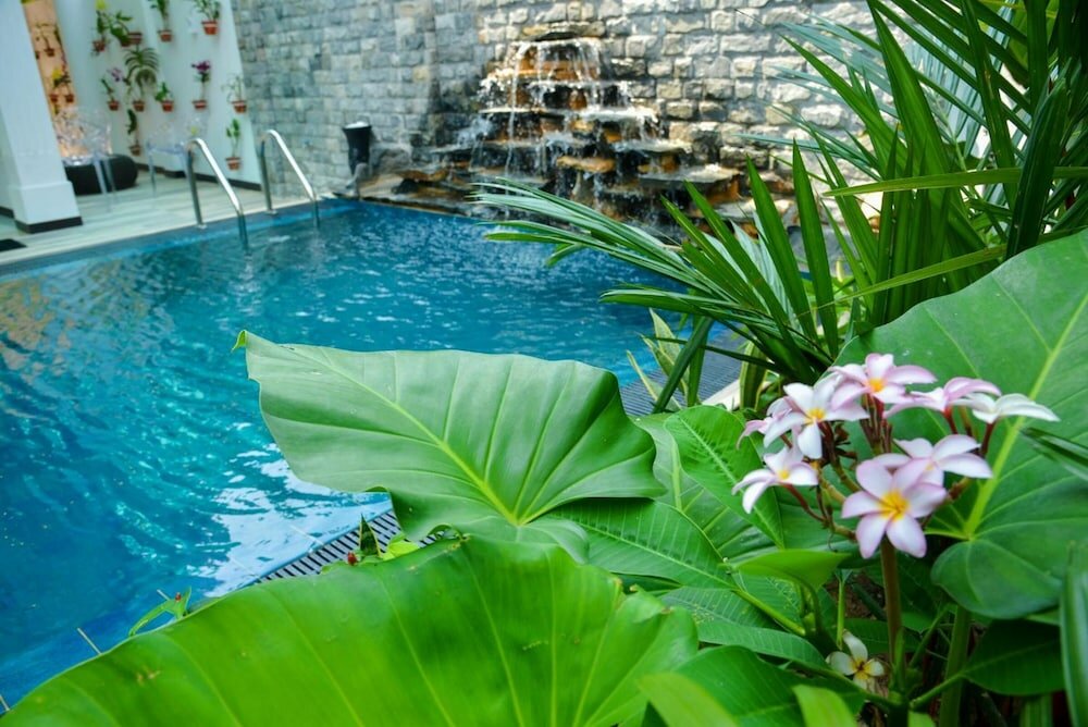 Фото Negombo New Queen's Palace