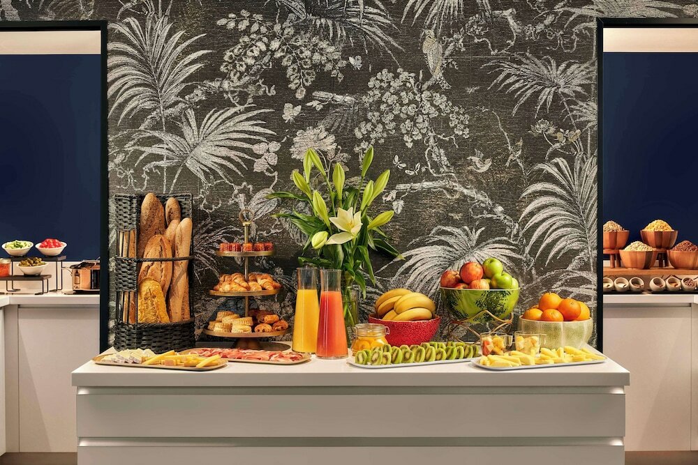 Фото Nh Collection Paris Ponthieu Champs-Élysées