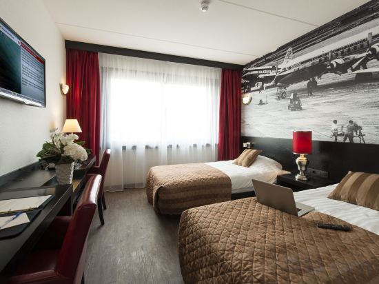 Фото Bastion Hotel Amsterdam Airport