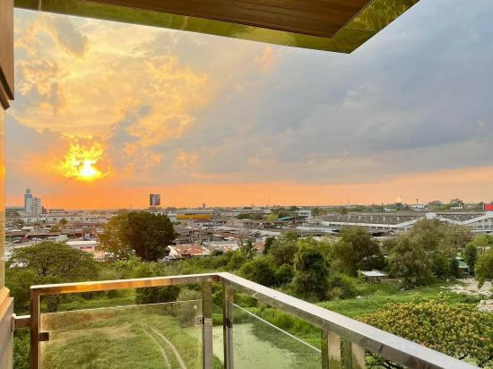 Фото Chunlee Grand Hotel