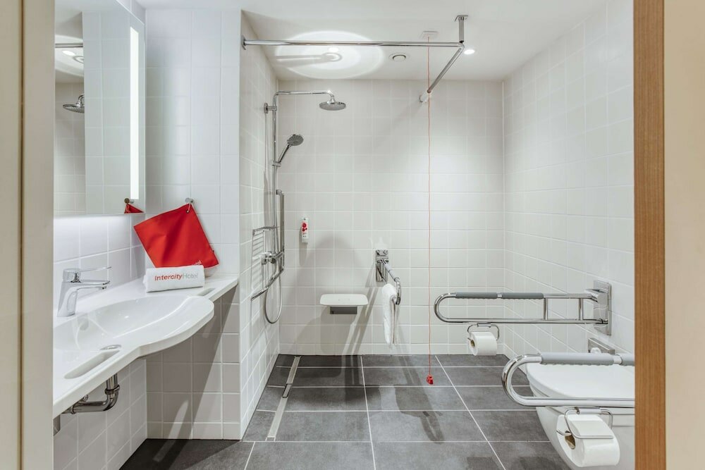 Фото IntercityHotel Hildesheim