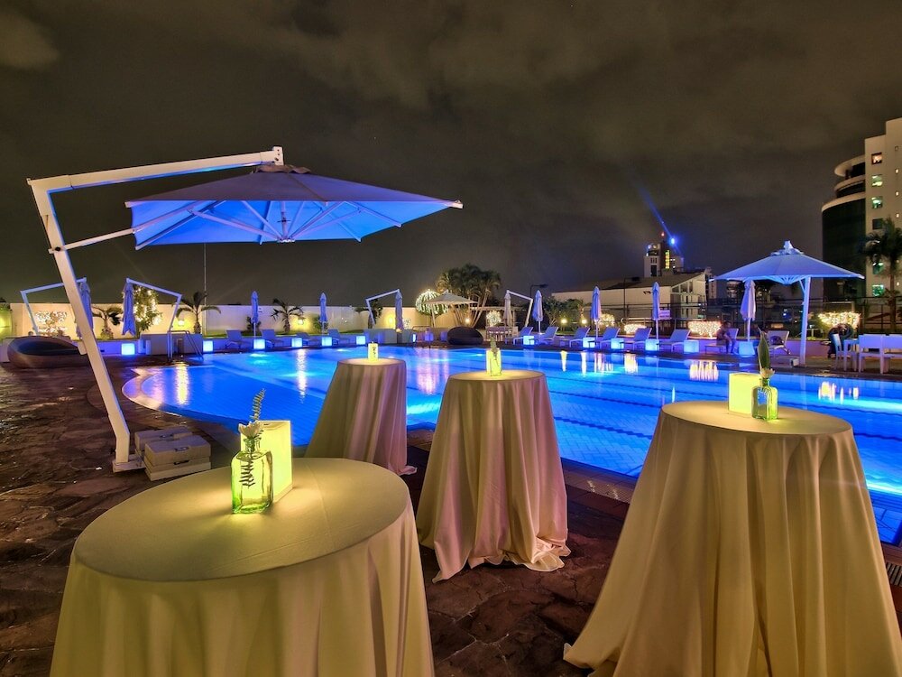 Фото Отель Hilton Colombo Residence