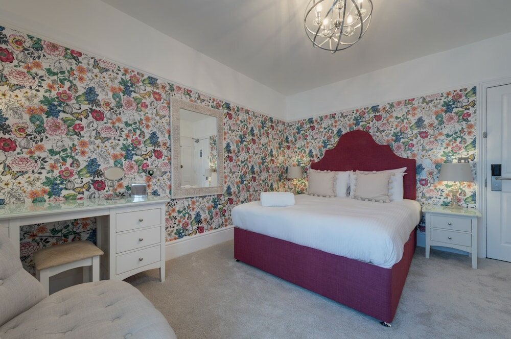 Фото Stattons Hotel & Restaurant