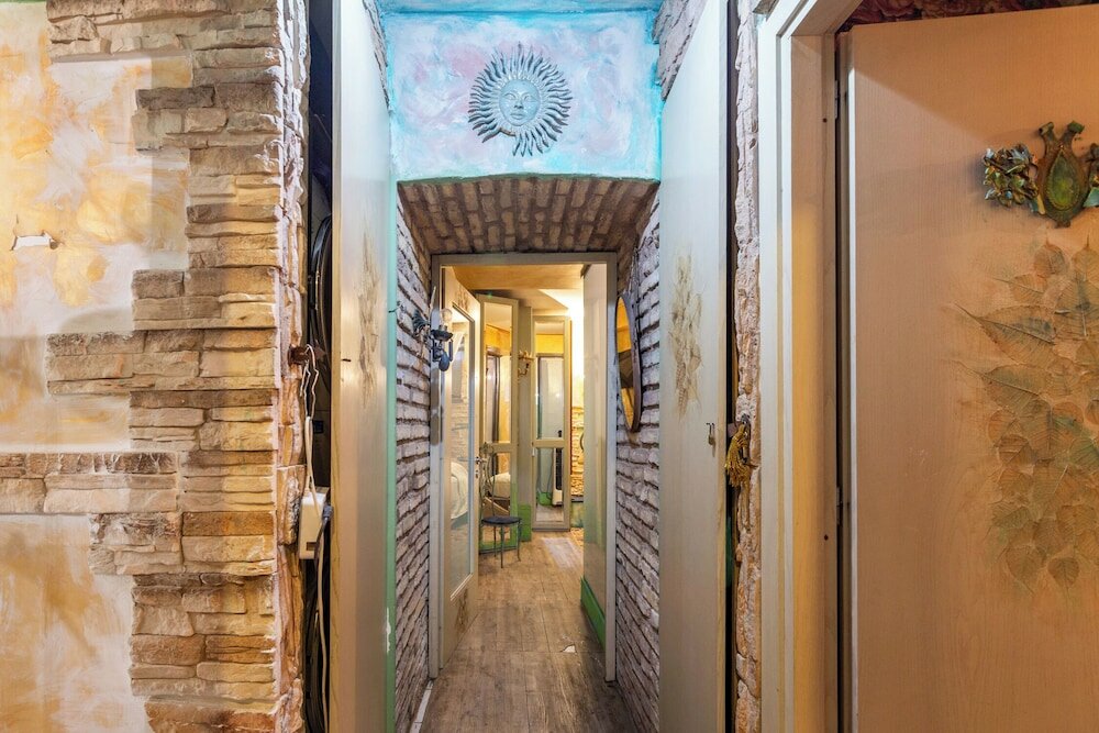 Фото Hospitales del Pellegrino Trastevere