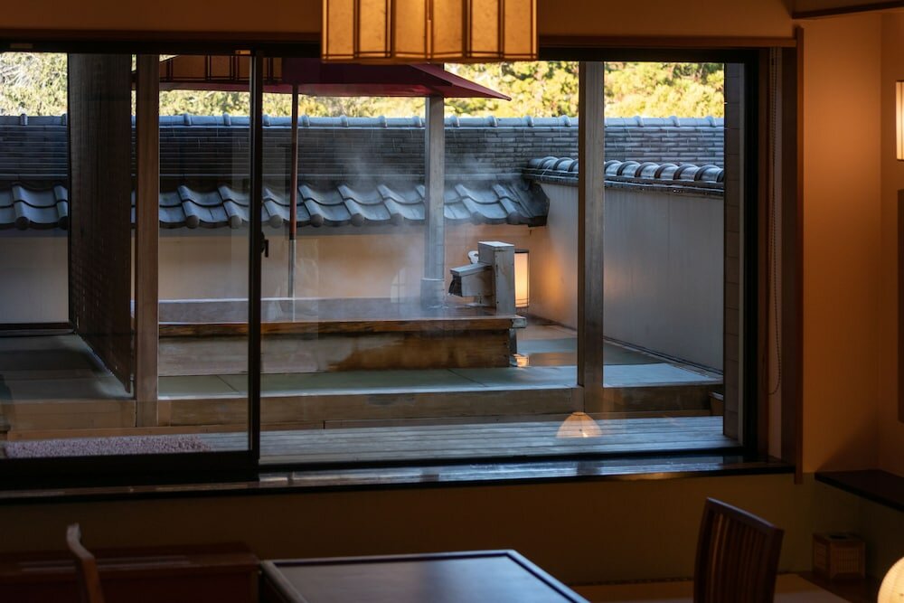 Фото Hakone Kamon